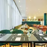 Mövenpick Hotel Prague 